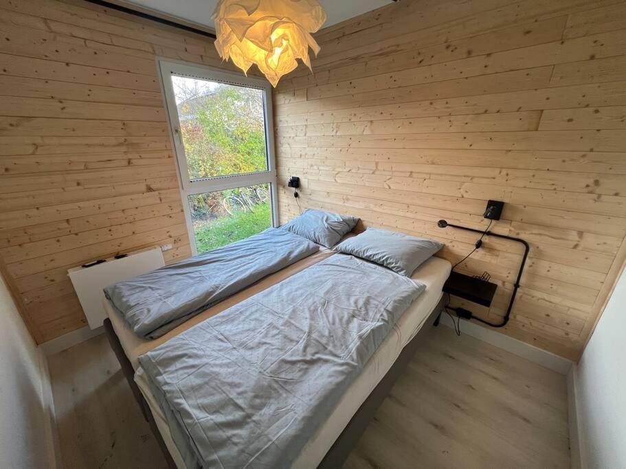 יוליאנאדורפ Moderne Bungalow Voor 6 Personen מראה חיצוני תמונה